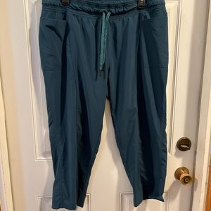 Prana
Leonora Capri Pants - Women's Petrol Blue